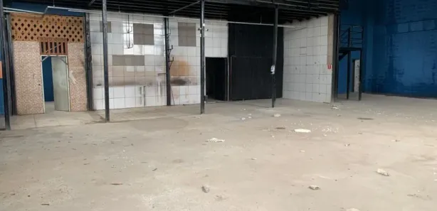 Galpão / Depósito / Armazém para alugar, 1200m² no Granja Viana, Cotia
