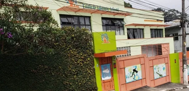 Prédio Inteiro para venda ou aluguel, 387m² no Jardim Lambreta, Cotia