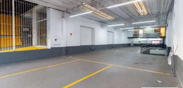 Loja / Salão / Ponto Comercial à venda, 367m² no Vila Hulda, Guarulhos