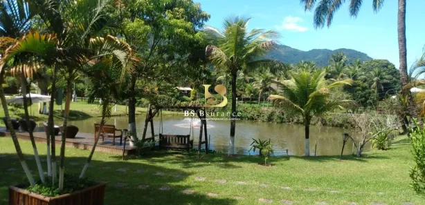 Fazenda / Sítio / Chácara com 4 Quartos à venda, 500m² no Centro, Cachoeiras de Macacu
