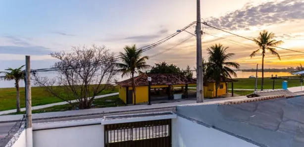Casa com 3 Quartos à venda, 122m² no Bananeiras, Araruama