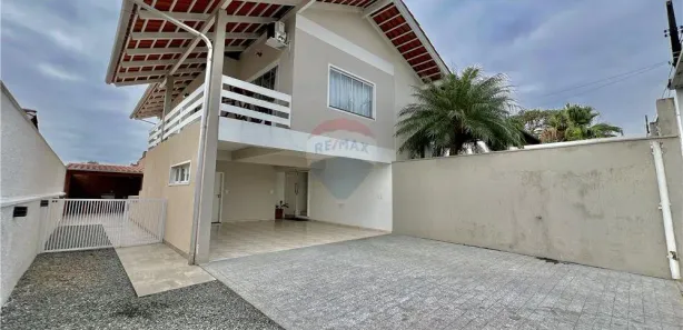 Casa com 3 Quartos à venda, 210m² no Badenfurt, Blumenau