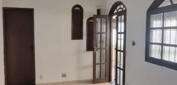 Casa com 1 Quarto para alugar, 60m² no Jardim Mariléa, Rio das Ostras