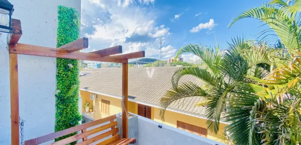 Casa de Condomínio com 2 Quartos à venda, 85m² no Tomazetti, Santa Maria