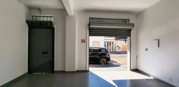 Loja / Salão / Ponto Comercial para alugar, 110m² no Centro, Atibaia