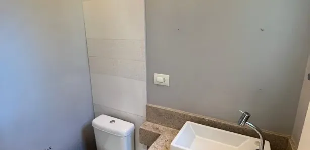 Casa de Condomínio com 4 Quartos para venda ou aluguel, 150m² no Jardim Villaça, São Roque