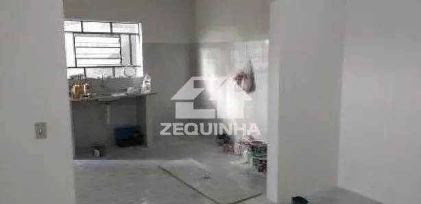 Casa com 2 Quartos para alugar, 75m² no Vila Silva Ribeiro, Carapicuíba