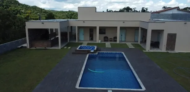 Fazenda / Sítio / Chácara com 3 Quartos à venda, 86m² no Centro, Mogi das Cruzes