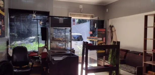 Loja / Salão / Ponto Comercial com 2 Quartos para venda ou aluguel, 223m² no Centro, Araraquara