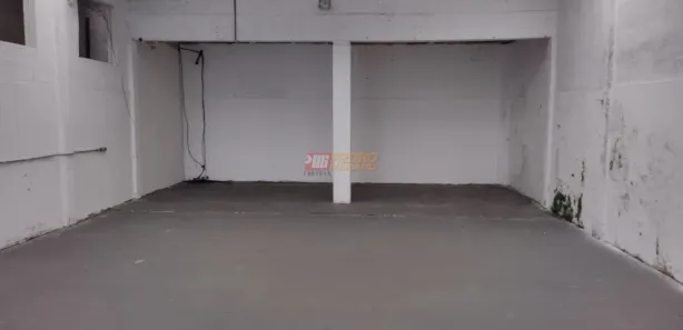 Galpão / Depósito / Armazém à venda, 300m² no Cidade São Jorge, Santo André
