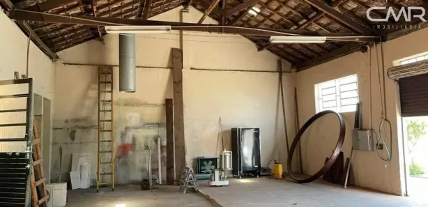 Loja / Salão / Ponto Comercial com 3 Quartos à venda, 200m² no São Judas, Piracicaba