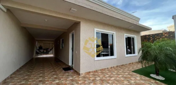 Casa com 3 Quartos à venda, 200m² no Pinheirinho, Curitiba