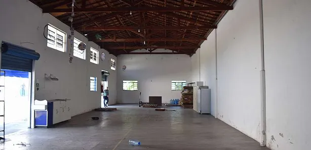 Galpão / Depósito / Armazém à venda, 300m² no Chácara da Galega, Pindamonhangaba
