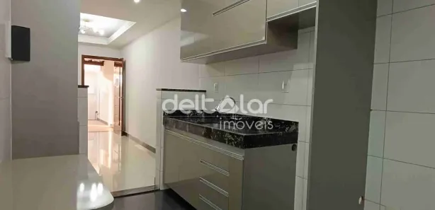 Casa com 2 Quartos à venda, 80m² no Santa Amélia, Belo Horizonte