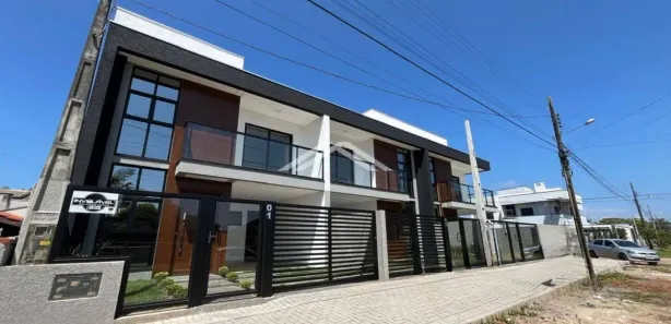 Sobrado com 4 Quartos à venda, 152m² no Rainha, Itapoá