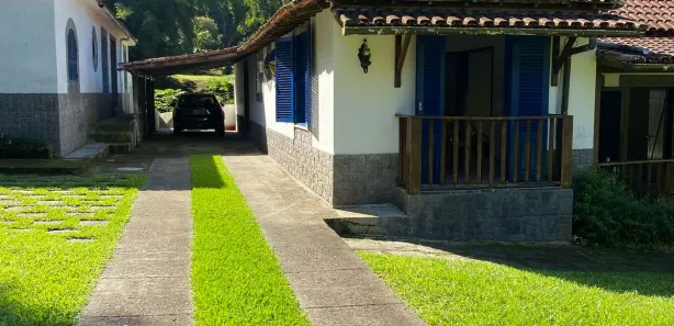 Casa de Condomínio com 7 Quartos à venda, 2500m² no Monte Oliveti, Guapimirim