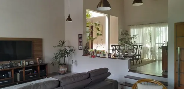 Casa de Condomínio com 4 Quartos à venda, 272m² no Jardim Indaiá, Embu das Artes