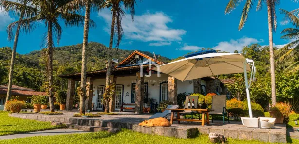 Casa de Condomínio com 7 Quartos para venda ou aluguel, 750m² no Praia Dura, Ubatuba