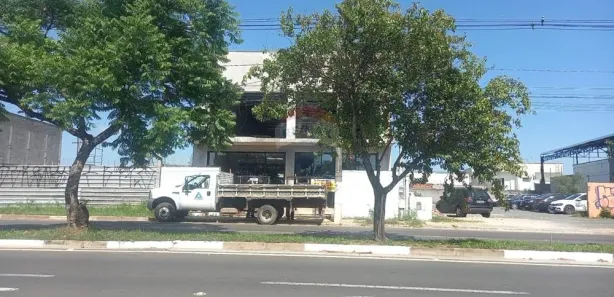 Galpão / Depósito / Armazém para alugar, 388m² no Parque Ortolândia, Hortolândia