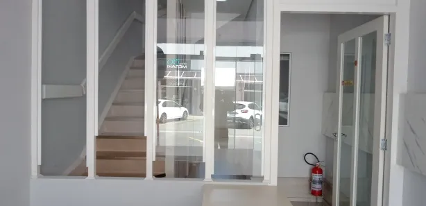 Loja / Salão / Ponto Comercial para venda ou aluguel, 70m² no São Lourenço, Curitiba