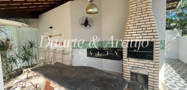 Casa com 4 Quartos à venda, 300m² no Guarajuba (Monte Gordo), Camaçari