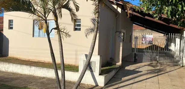 Casa com 2 Quartos à venda, 300m² no Centro, Anhembi