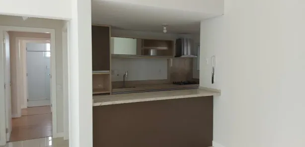 Apartamento com 3 Quartos para alugar, 121m² no Centro, Florianópolis