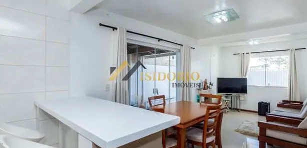 Sobrado com 3 Quartos à venda, 126m² no Guarituba, Piraquara