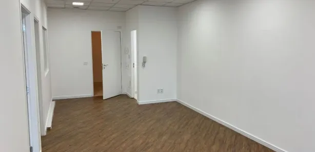 Conjunto Comercial / Sala para alugar, 64m² no Vila Cordeiro, São Paulo