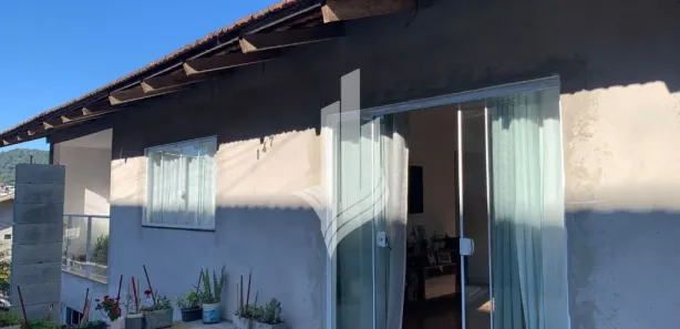 Casa com 3 Quartos para alugar, 90m² no Velha Central, Blumenau