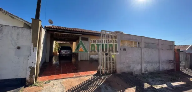Casa com 3 Quartos para alugar, 140m² no Jardim União, Cambé