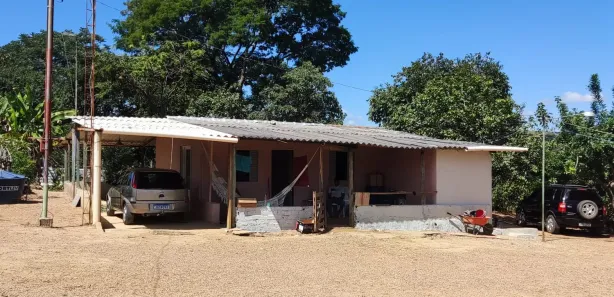 Fazenda / Sítio / Chácara com 3 Quartos à venda, 500m² no Chácaras Araguaia, Novo Gama