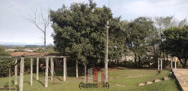 Fazenda / Sítio / Chácara com 4 Quartos à venda, 360m² no , Sarapuí