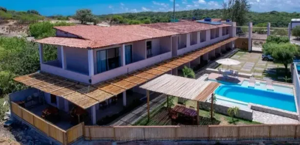 Hotel / Motel / Pousada com 16 Quartos à venda, 700m² no , Baía Formosa