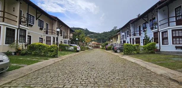 Casa de Condomínio com 2 Quartos à venda, 58m² no Parque do Imbui, Teresópolis