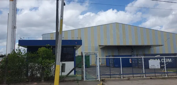 Galpão / Depósito / Armazém com 1 Quarto à venda, 4000m² no PoloPlast, Camaçari
