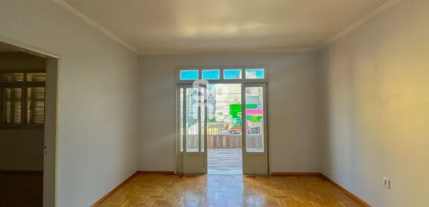 Apartamento com 4 Quartos para alugar, 150m² no Centro, Santa Maria