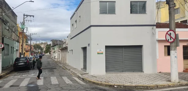 Loja / Salão / Ponto Comercial com 2 Quartos à venda, 180m² no Campo do Galvão, Guaratinguetá