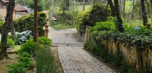 Fazenda / Sítio / Chácara com 3 Quartos à venda, 230m² no Salgadinho, Campo Largo