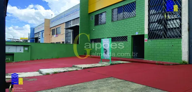 Galpão / Depósito / Armazém para alugar, 600m² no Piratininga, Osasco
