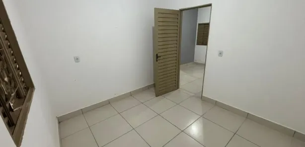 Casa com 4 Quartos para alugar, 122m² no Setor Palmares, Trindade