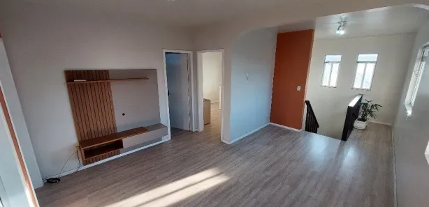 Apartamento com 2 Quartos para alugar, 68m² no Capoeiras, Florianópolis