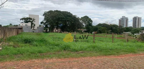Terreno / Lote / Condomínio à venda, 1m² no Polo Centro, Foz do Iguaçu