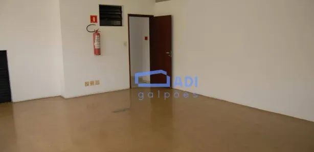 Galpão / Depósito / Armazém para alugar, 3165m² no Quitaúna, Osasco