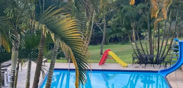 Fazenda / Sítio / Chácara com 3 Quartos para alugar, 3000m² no , Mairinque