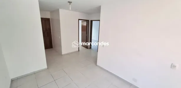 Casa com 3 Quartos para alugar, 60m² no Gralha Azul, Fazenda Rio Grande