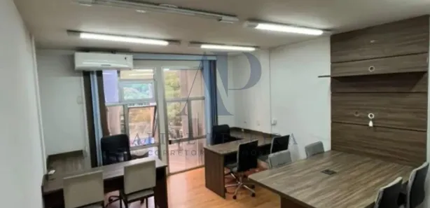 Conjunto Comercial / Sala para alugar, 52m² no Praia do Canto, Vitória