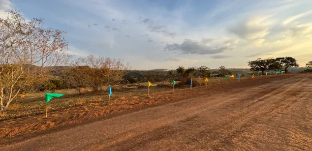 Terreno / Lote / Condomínio à venda, 540m² no , Jaboticatubas