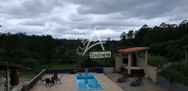 Fazenda / Sítio / Chácara com 5 Quartos para venda ou aluguel, 100m² no Parque do Heroísmo, Suzano