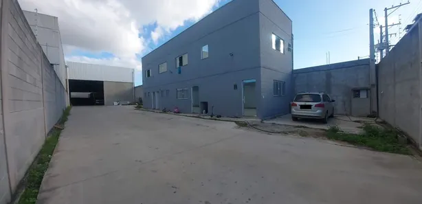 Galpão / Depósito / Armazém para alugar, 700m² no Jardim Santa Maria, Jacareí